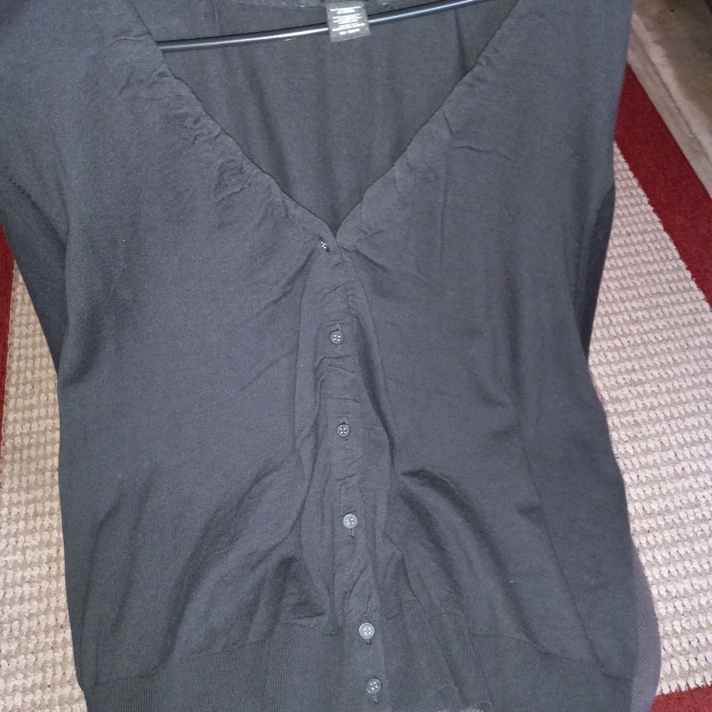 Sweater - Picture 4 of 7